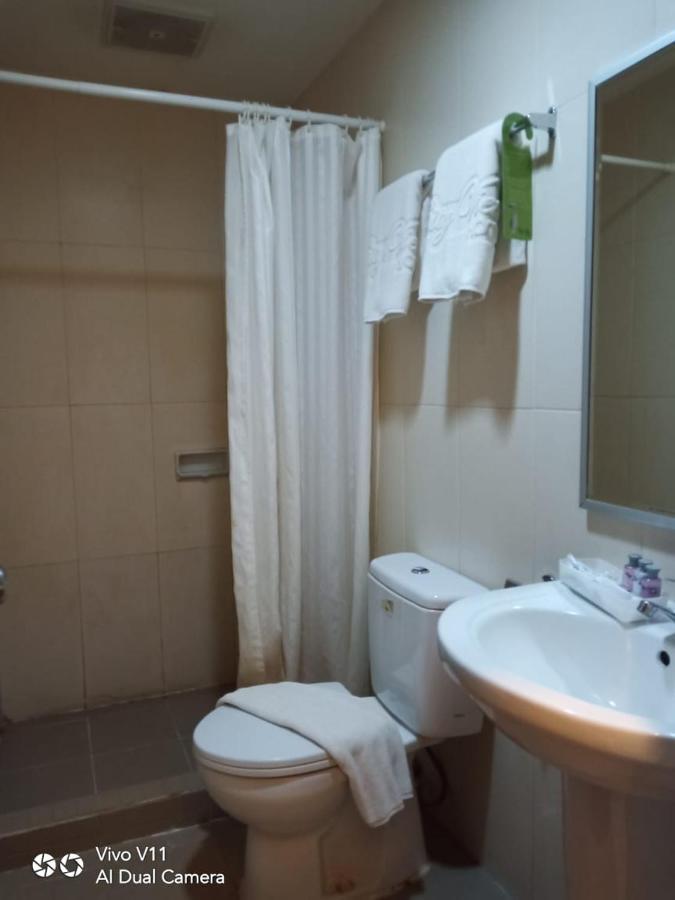 Ayla City Hotel Sorong Extérieur photo