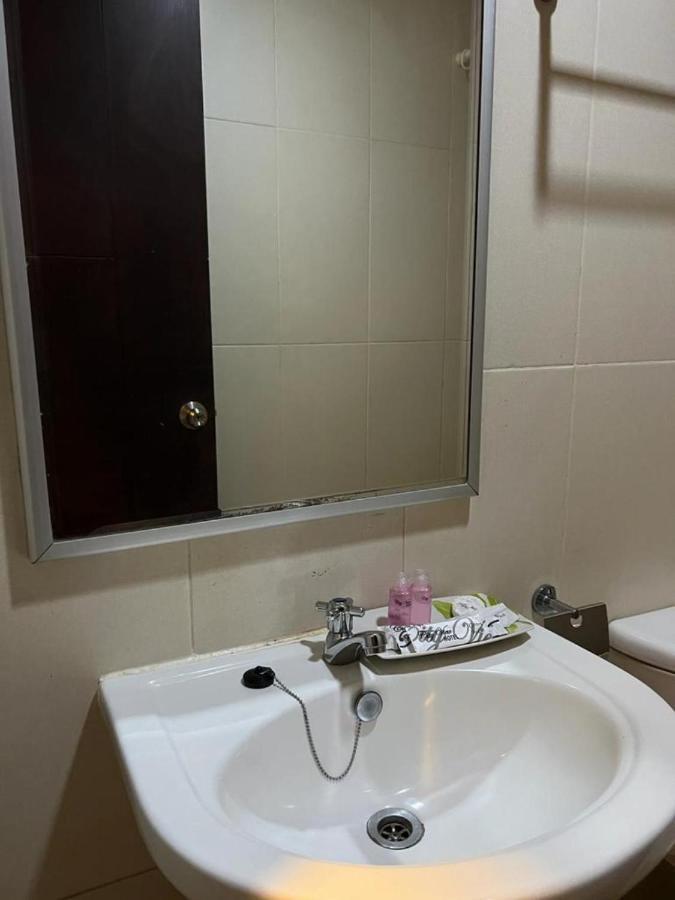 Ayla City Hotel Sorong Extérieur photo